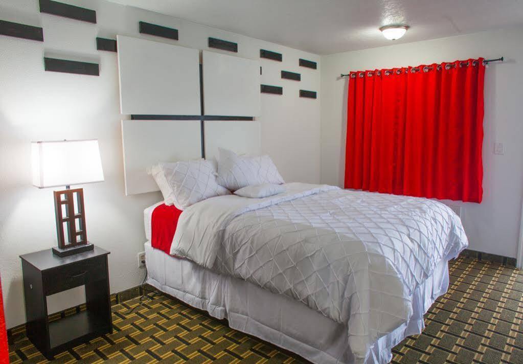 Hotel Eastin Atchison 外观 照片
